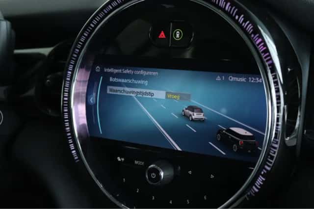 MINI Mini (2024) thumbnail 25