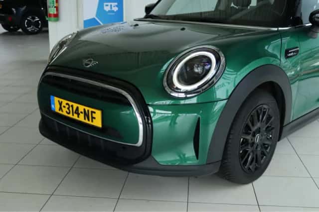 MINI Mini (2024) thumbnail 5