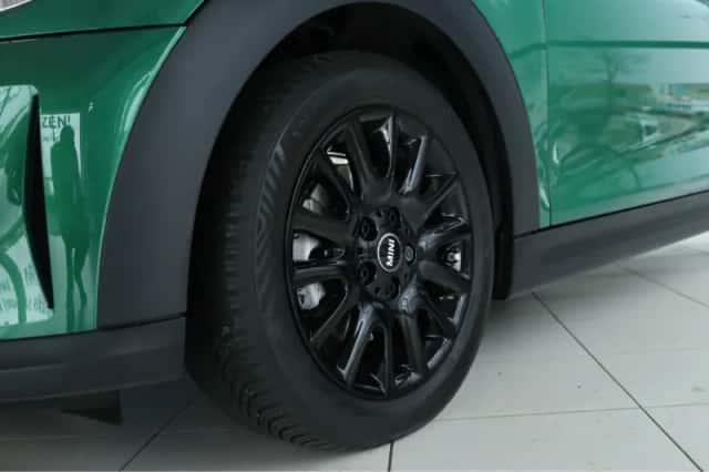 MINI Mini (2024) thumbnail 7