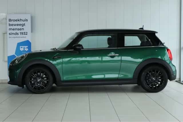 MINI Mini (2024) thumbnail 9