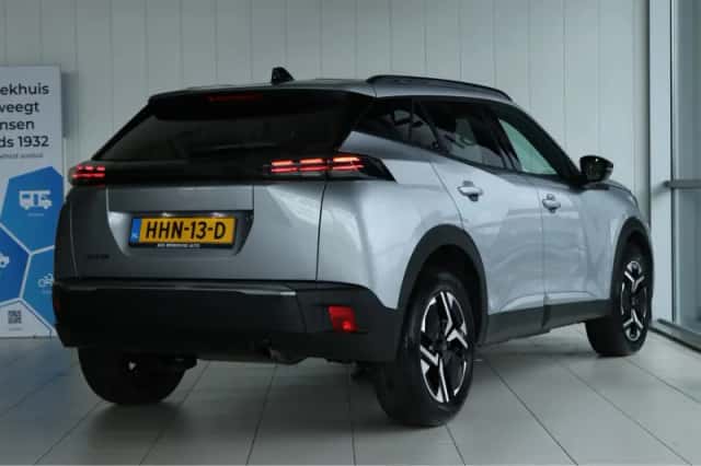 Peugeot 2008 (2025) thumbnail 2