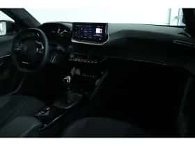 Peugeot 2008 (2025) thumbnail 4