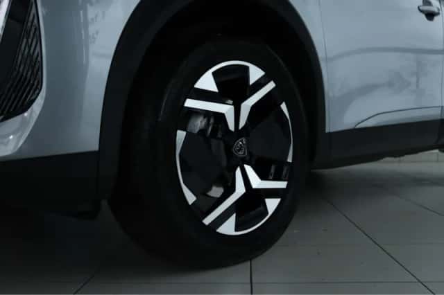 Peugeot 2008 (2025) thumbnail 8