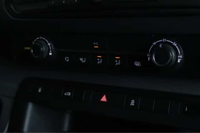 Opel Vivaro-e (2023) thumbnail 17