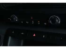 Opel Vivaro-e (2023) thumbnail 17