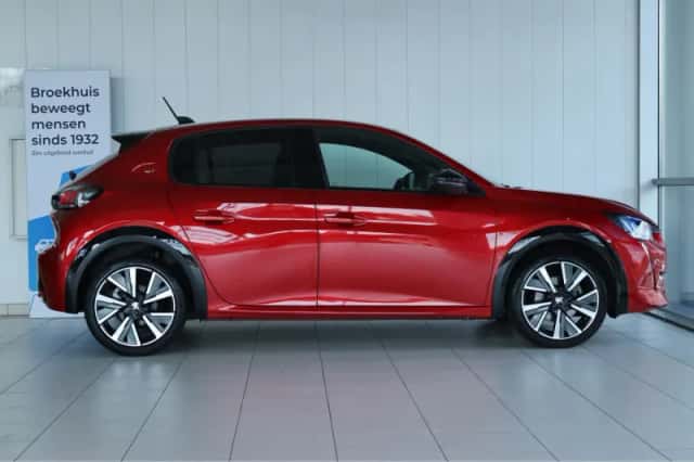 Peugeot 208 (2022) thumbnail 11