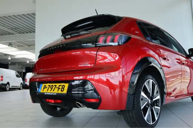 Peugeot 208 (2022) thumbnail 12