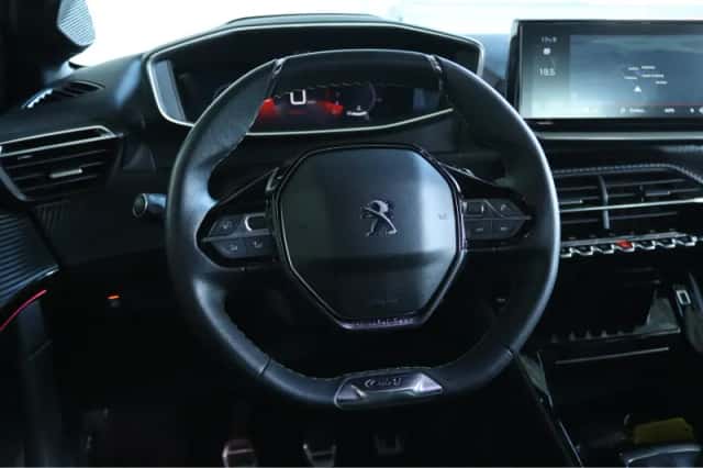 Peugeot 208 (2022) thumbnail 32
