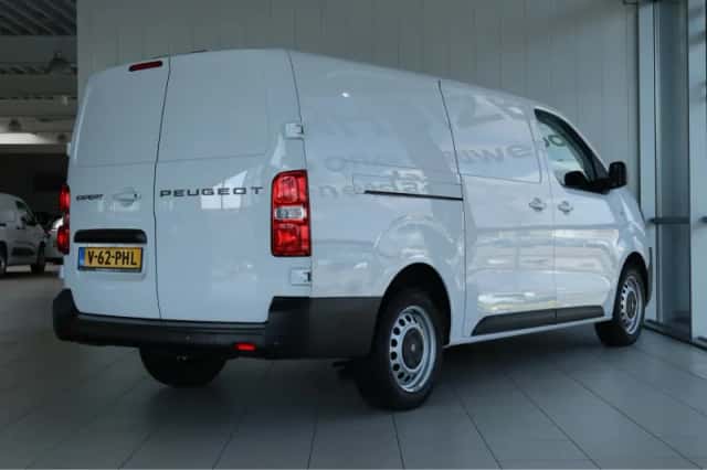 Peugeot Expert (2024) thumbnail 2