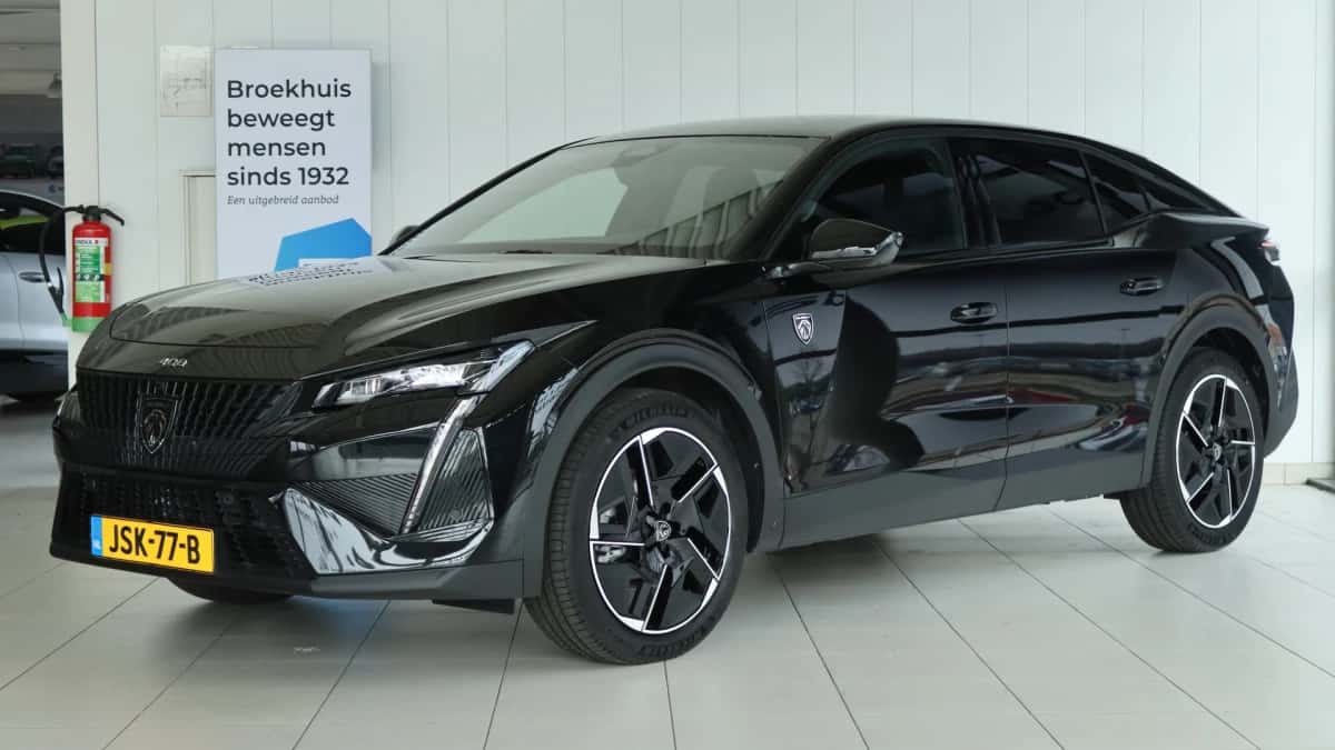 Peugeot 408 (2025) — foto 1