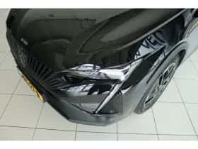 Peugeot 408 (2025) thumbnail 4