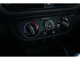Hyundai i10 (2021) thumbnail 19