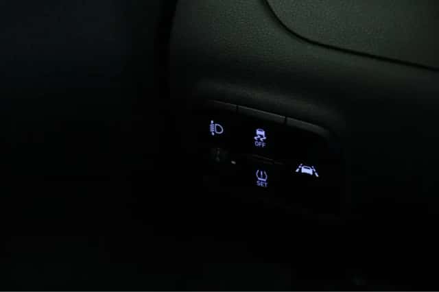 Hyundai i10 (2021) thumbnail 27