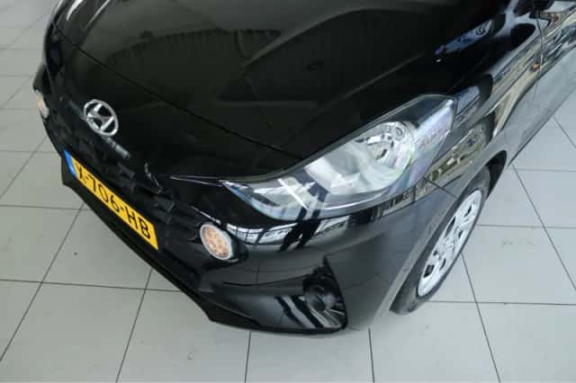 Hyundai i10 (2021) thumbnail 6