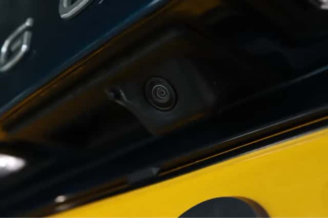 Volkswagen Tiguan (2021) thumbnail 16