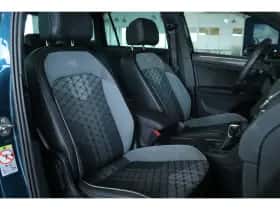 Volkswagen Tiguan (2021) thumbnail 3