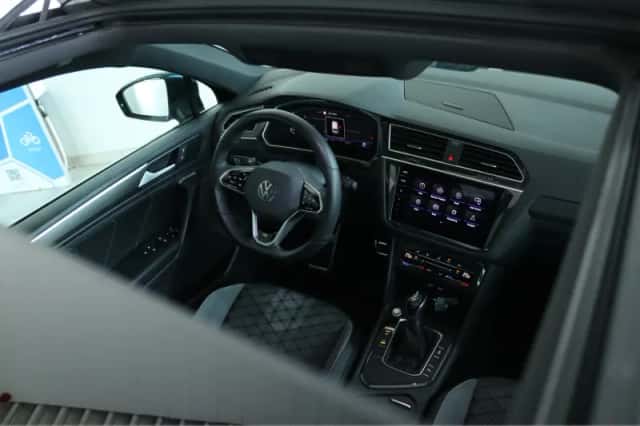 Volkswagen Tiguan (2021) thumbnail 24