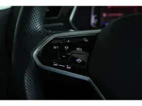 Volkswagen Tiguan (2021) thumbnail 45