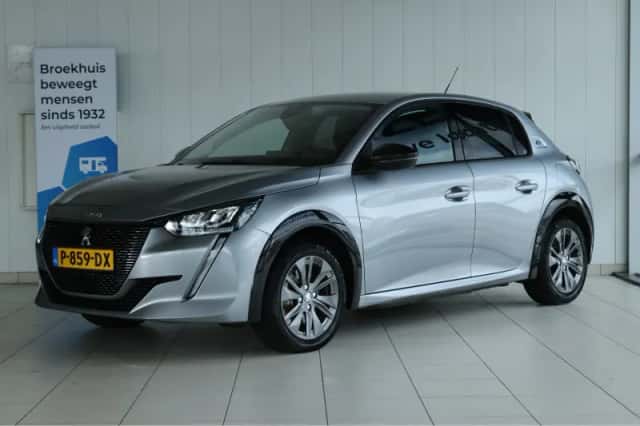 Peugeot e-208 (2022) thumbnail 1