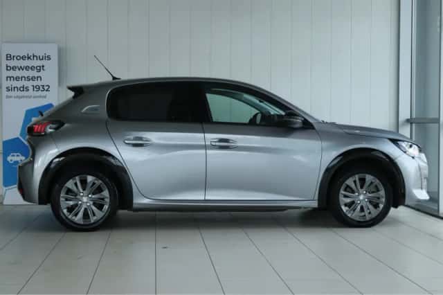 Peugeot e-208 (2022) thumbnail 11