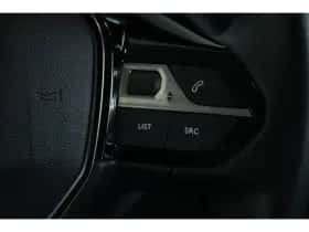 Peugeot e-208 (2022) thumbnail 27