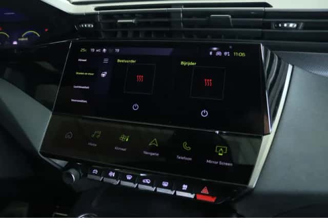 Peugeot 308 (2023) thumbnail 21