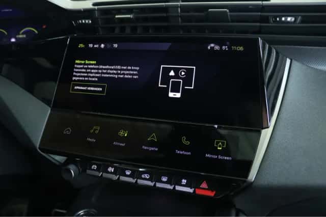 Peugeot 308 (2023) thumbnail 24
