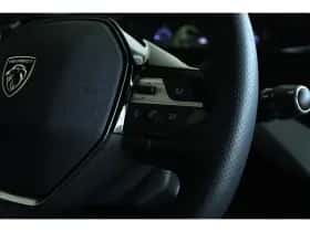 Peugeot 308 (2023) thumbnail 28