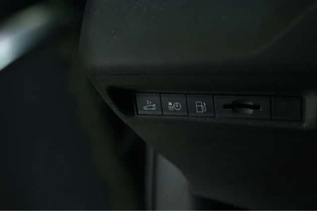 Peugeot 308 (2023) thumbnail 33