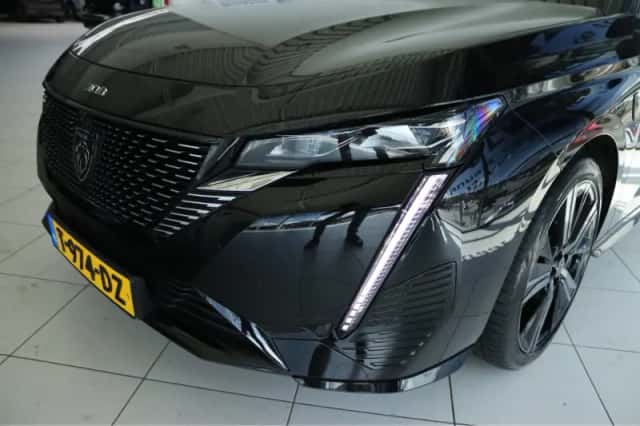 Peugeot 308 (2023) thumbnail 5