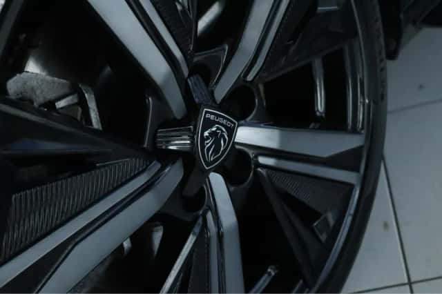 Peugeot 308 (2023) thumbnail 6