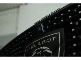Peugeot 308 (2023) thumbnail 7