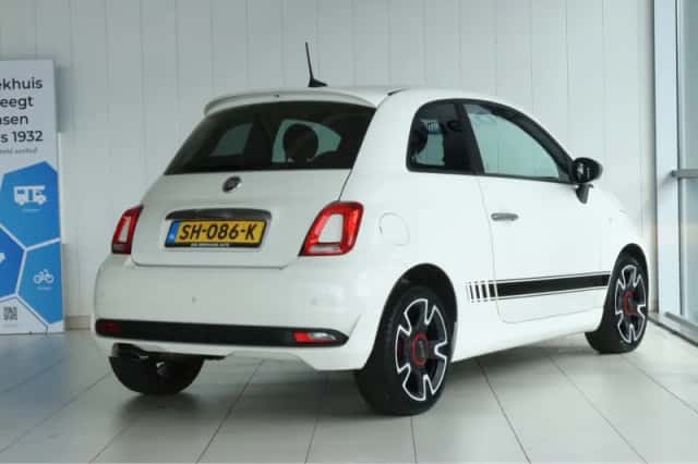 Fiat 500 (2018) thumbnail 2