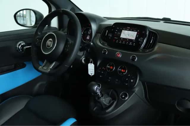 Fiat 500 (2018) thumbnail 12