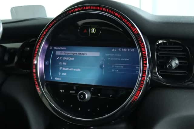 MINI Mini (2022) thumbnail 23