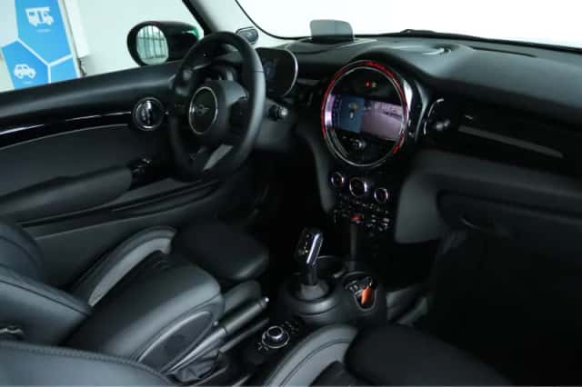 MINI Mini (2022) thumbnail 4