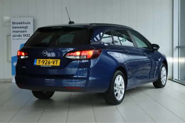 Opel Astra Sports Tourer (2021) thumbnail 2
