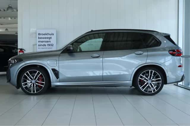 BMW X5 (2024) thumbnail 13