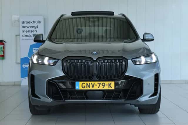 BMW X5 (2024) thumbnail 14