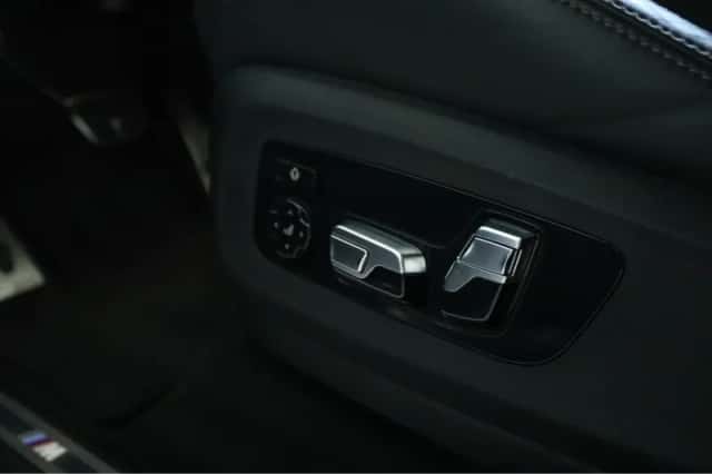 BMW X5 (2024) thumbnail 30