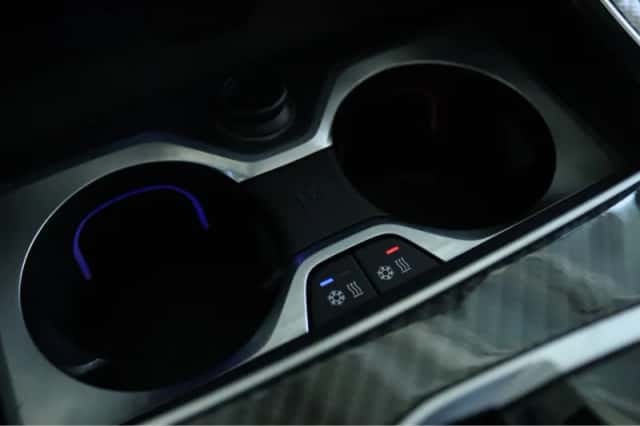 BMW X5 (2024) thumbnail 35