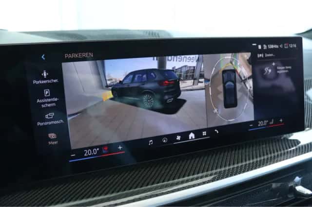 BMW X5 (2024) thumbnail 46