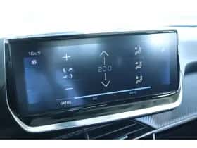 Peugeot 2008 (2021) thumbnail 26