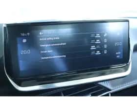 Peugeot 2008 (2021) thumbnail 28