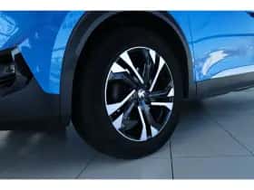 Peugeot 2008 (2021) thumbnail 7