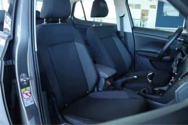 Volkswagen T-Cross (2020) thumbnail 3