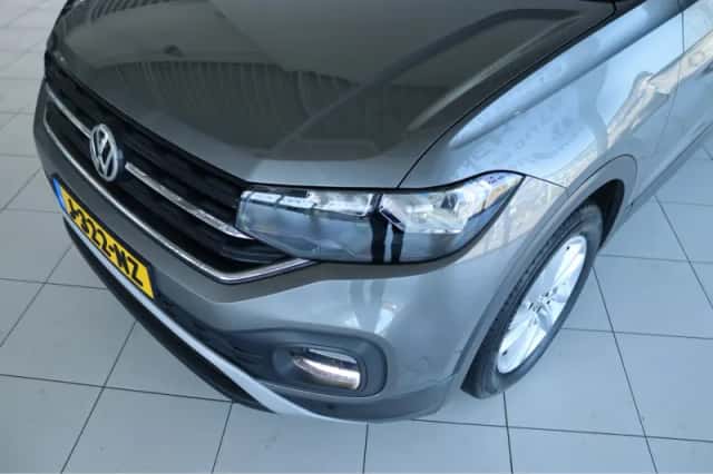 Volkswagen T-Cross (2020) thumbnail 6
