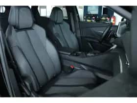 Peugeot 3008 (2023) thumbnail 3