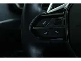 Peugeot 3008 (2023) thumbnail 32