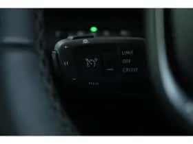 Peugeot 3008 (2023) thumbnail 33